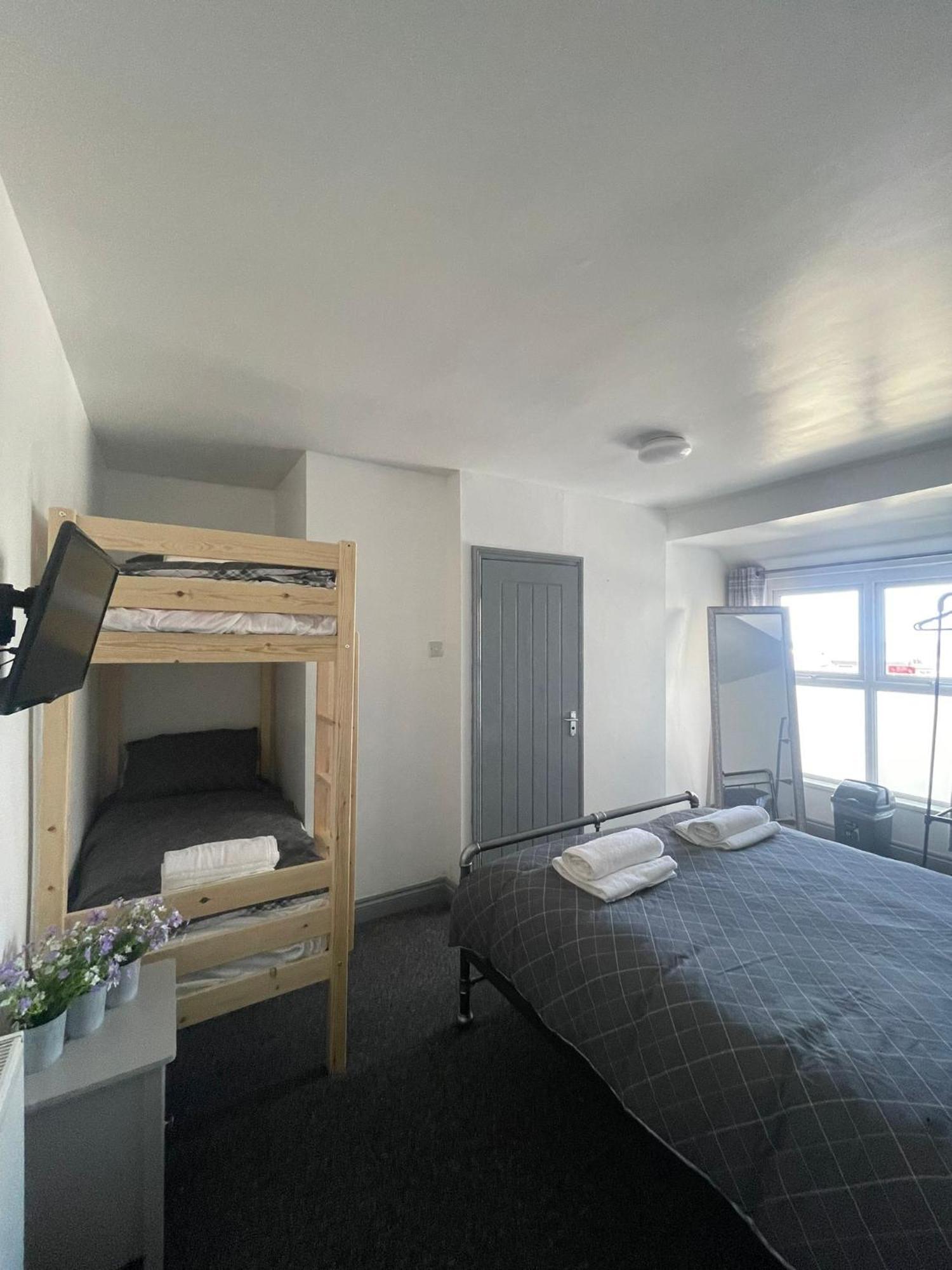 Shore Lodge New Quay Εξωτερικό φωτογραφία