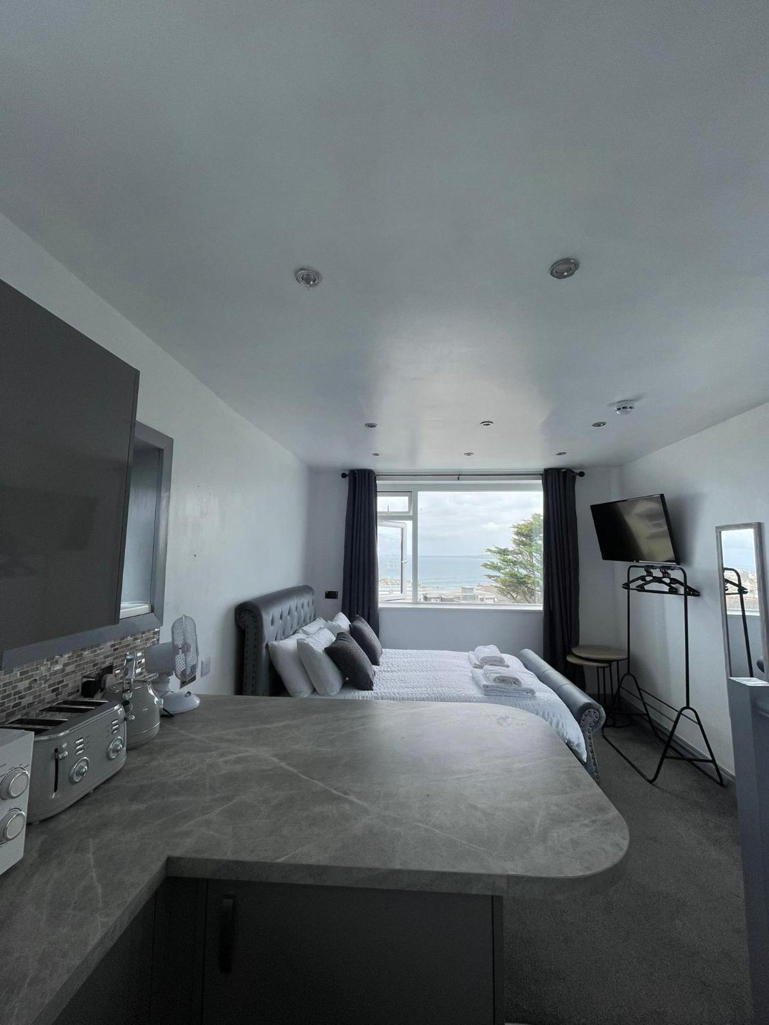 Shore Lodge New Quay Εξωτερικό φωτογραφία