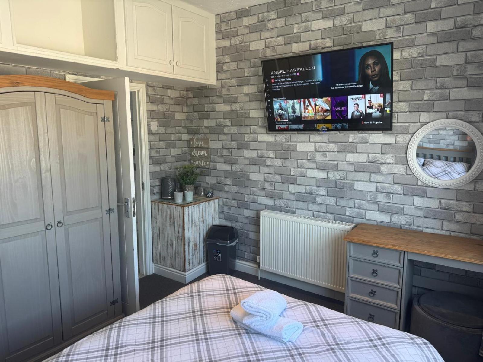 Shore Lodge New Quay Εξωτερικό φωτογραφία